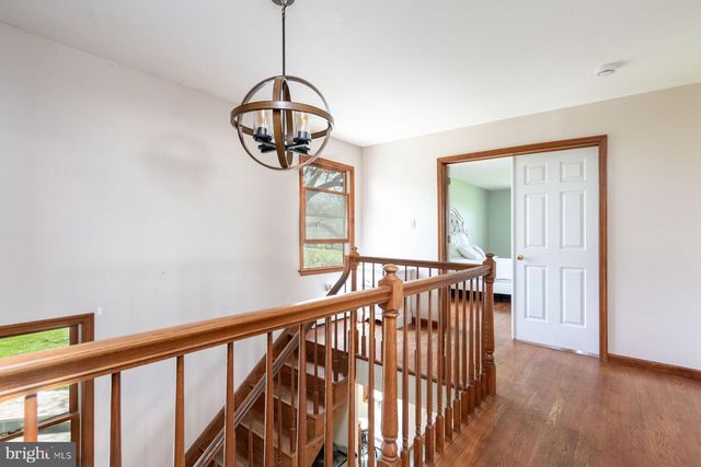 1904 BROAD ST, Perkasie, PA 18944