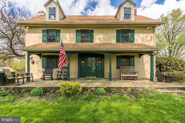 1904 BROAD ST, Perkasie, PA 18944
