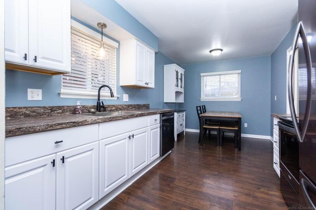 22008 Sunnydale Street, Saint Clair Shores, MI 48081