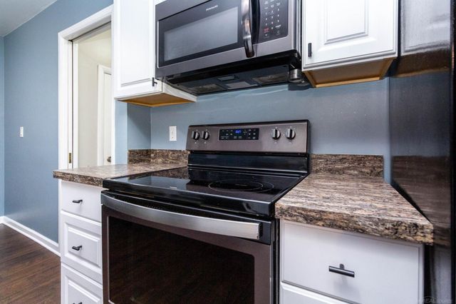 22008 Sunnydale Street, Saint Clair Shores, MI 48081