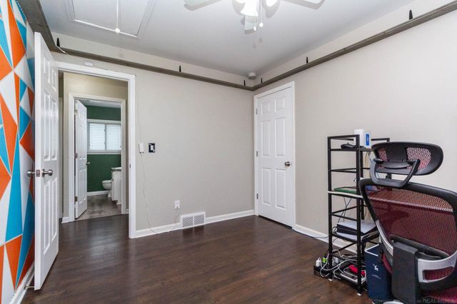 22008 Sunnydale Street, Saint Clair Shores, MI 48081