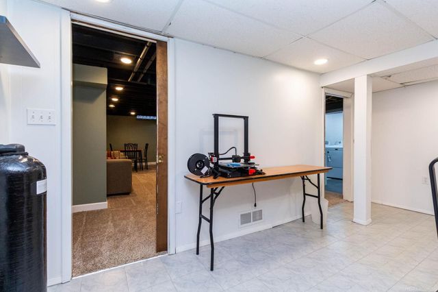 22008 Sunnydale Street, Saint Clair Shores, MI 48081