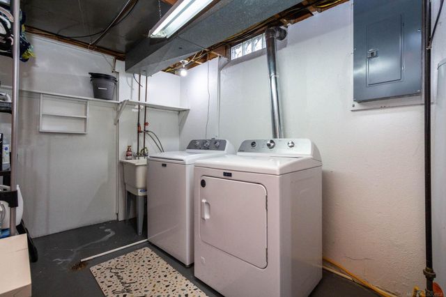 22008 Sunnydale Street, Saint Clair Shores, MI 48081