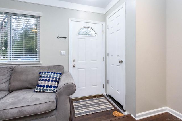 22008 Sunnydale Street, Saint Clair Shores, MI 48081