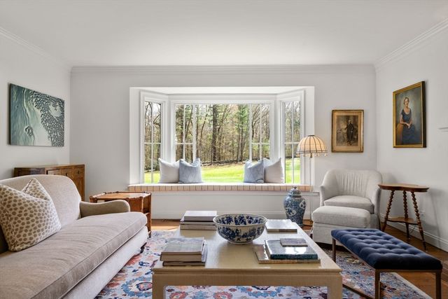 10 Main Street, Dover, MA 02030