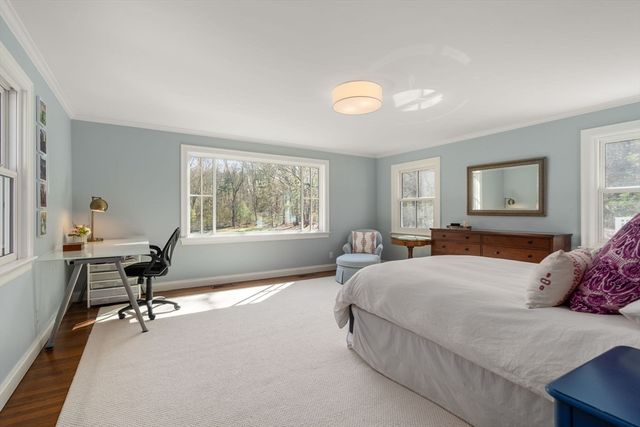 10 Main Street, Dover, MA 02030