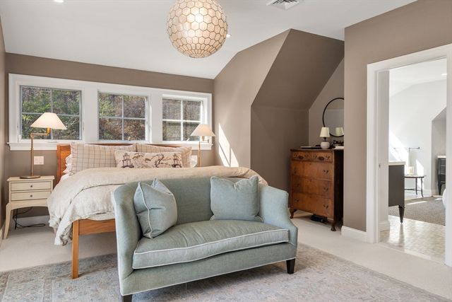 10 Main Street, Dover, MA 02030