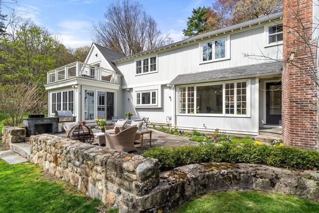 10 Main Street, Dover, MA 02030