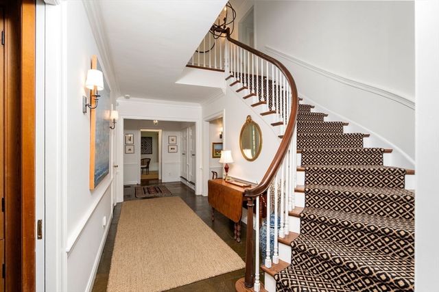 10 Main Street, Dover, MA 02030