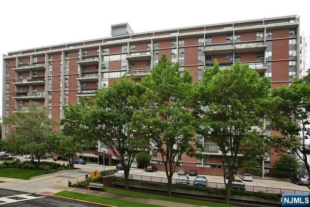 4 Horizon Road 1027, Fort Lee, NJ 07024