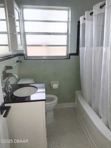 6 Byron Ellinor Dr # A, Ormond Beach, FL 32176