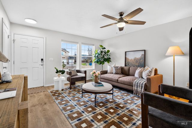 7837 E Bratton Dr, Nampa, ID 83687