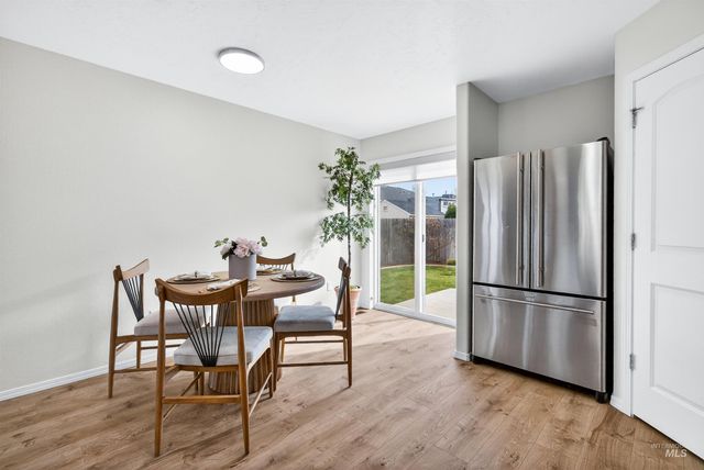 7837 E Bratton Dr, Nampa, ID 83687