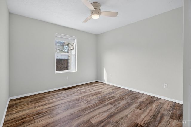 7837 E Bratton Dr, Nampa, ID 83687