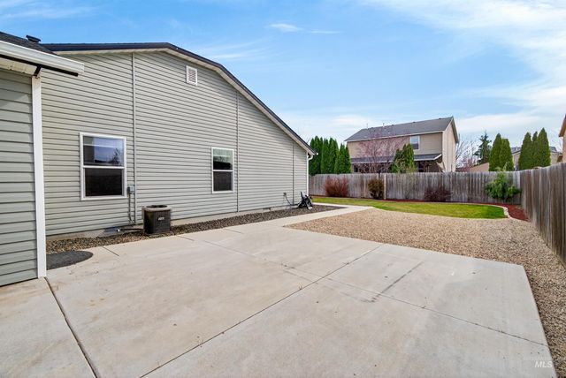 7837 E Bratton Dr, Nampa, ID 83687