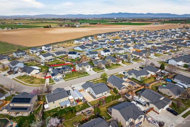 7837 E Bratton Dr, Nampa, ID 83687