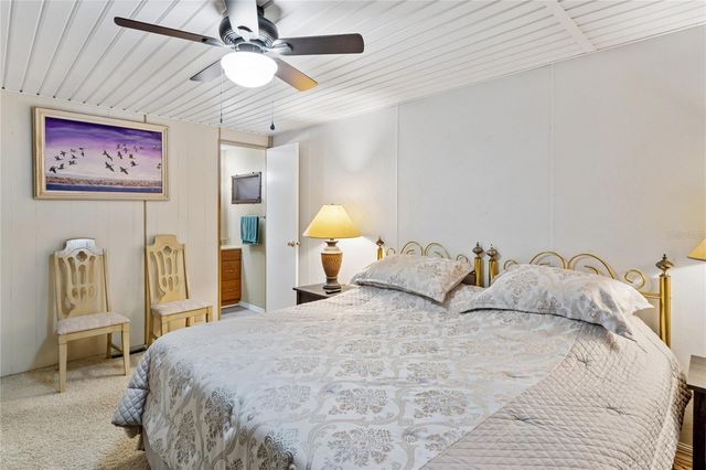 8021 WESTERN CIRCLE DRIVE, Brooksville, FL 34613