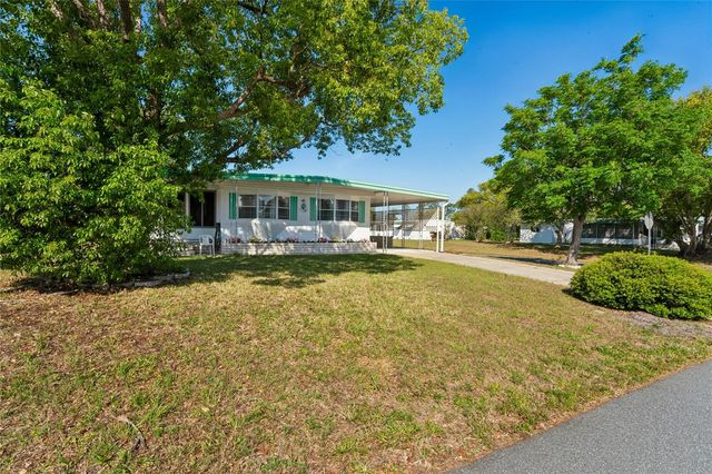 8021 WESTERN CIRCLE DRIVE, Brooksville, FL 34613