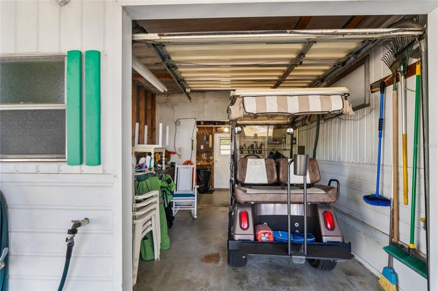 8021 WESTERN CIRCLE DRIVE, Brooksville, FL 34613