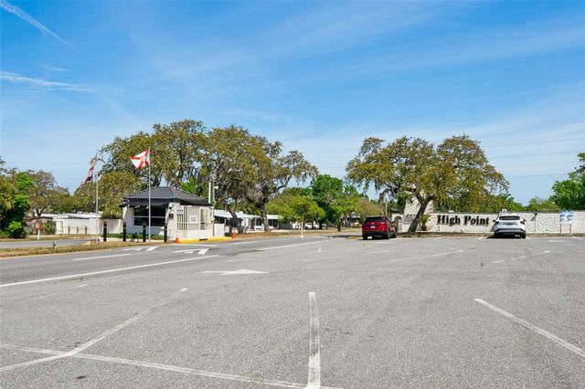 8021 WESTERN CIRCLE DRIVE, Brooksville, FL 34613