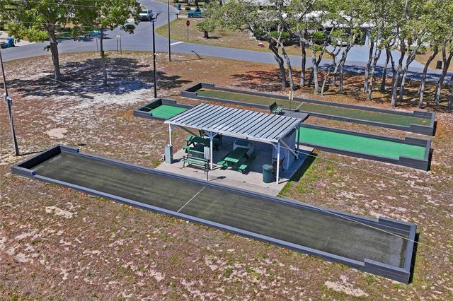 8021 WESTERN CIRCLE DRIVE, Brooksville, FL 34613