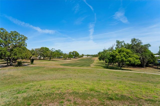 8021 WESTERN CIRCLE DRIVE, Brooksville, FL 34613