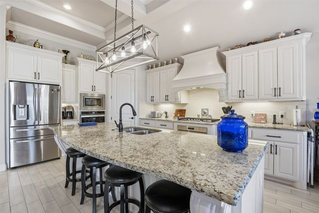 1401 Joshua Way, Granbury, TX 76048