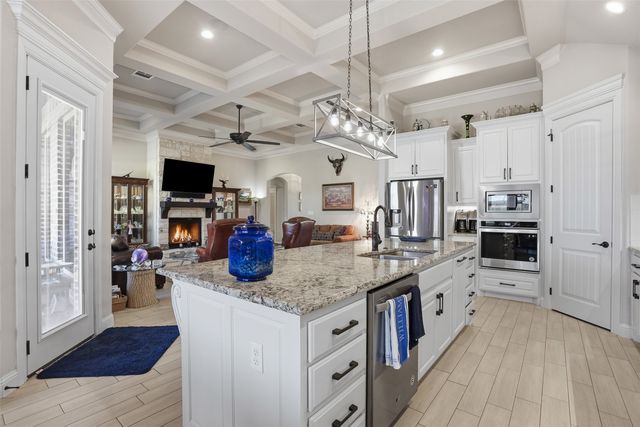 1401 Joshua Way, Granbury, TX 76048