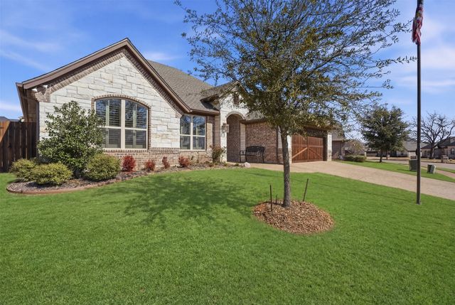 1401 Joshua Way, Granbury, TX 76048