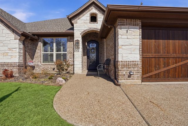 1401 Joshua Way, Granbury, TX 76048