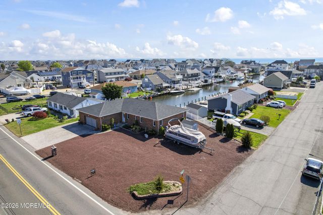 1103 Bayview Avenue, Bayville, NJ 08721