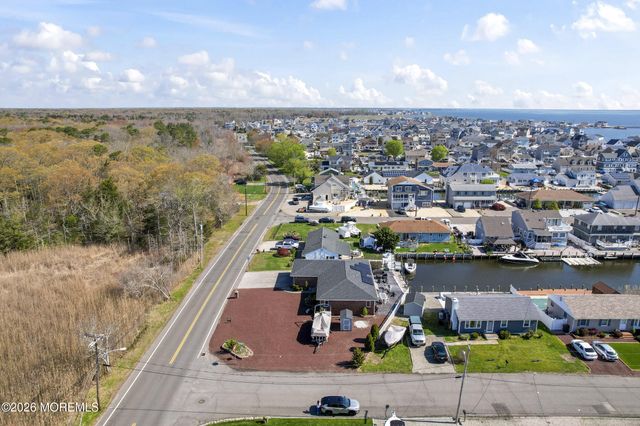 1103 Bayview Avenue, Bayville, NJ 08721