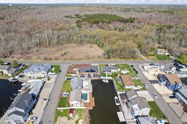 1103 Bayview Avenue, Bayville, NJ 08721