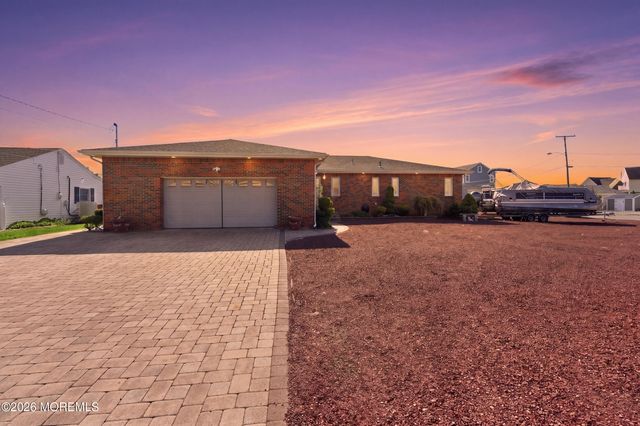 1103 Bayview Avenue, Bayville, NJ 08721