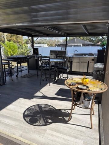 602 HICKORY LAKE DRIVE, Brandon, FL 33511