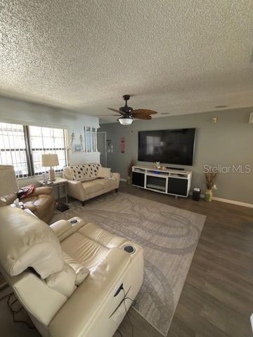 602 HICKORY LAKE DRIVE, Brandon, FL 33511