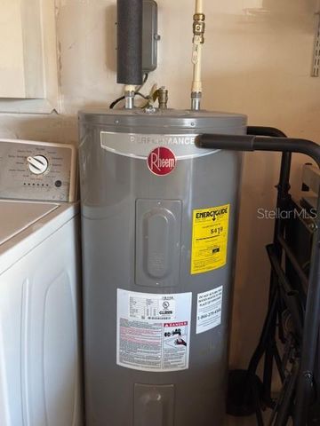 602 HICKORY LAKE DRIVE, Brandon, FL 33511