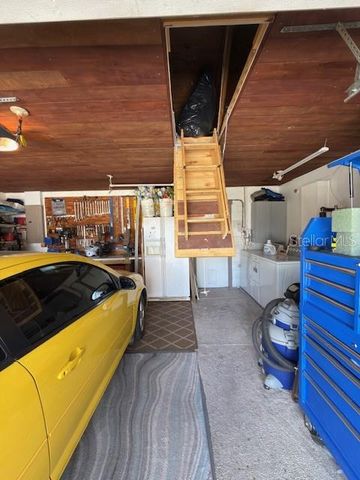 602 HICKORY LAKE DRIVE, Brandon, FL 33511