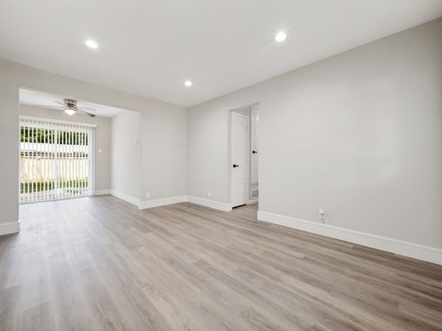 2915 Hollandale Lane, Farmers Branch, TX 75234