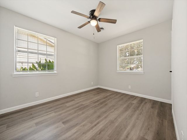 2915 Hollandale Lane, Farmers Branch, TX 75234