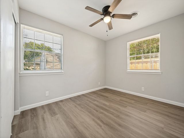2915 Hollandale Lane, Farmers Branch, TX 75234