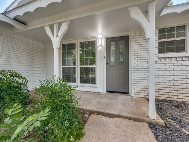 2915 Hollandale Lane, Farmers Branch, TX 75234