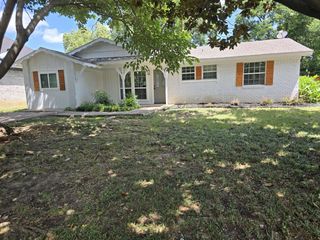 2915 Hollandale Lane, Farmers Branch, TX 75234