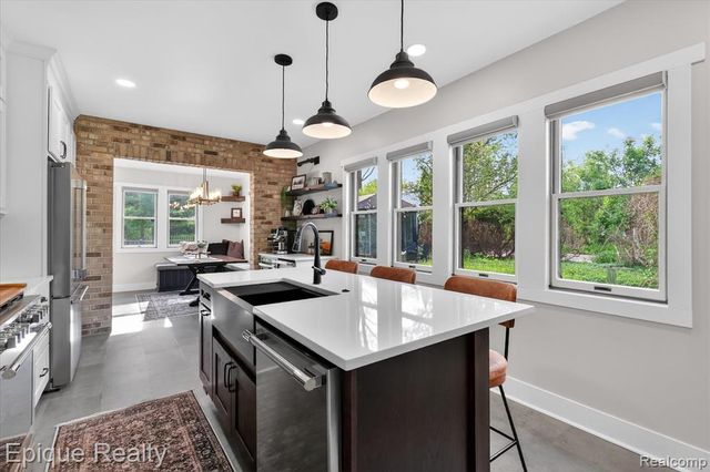 3710 Frains Lake Road, Ann Arbor, MI 48105
