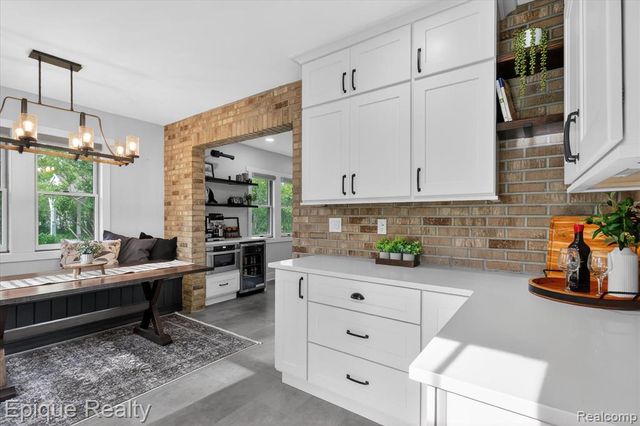 3710 Frains Lake Road, Ann Arbor, MI 48105