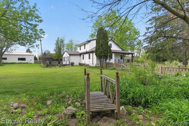3710 Frains Lake Road, Ann Arbor, MI 48105