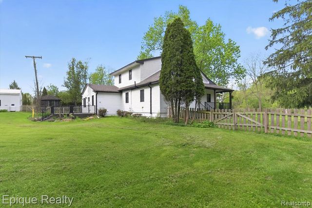 3710 Frains Lake Road, Ann Arbor, MI 48105