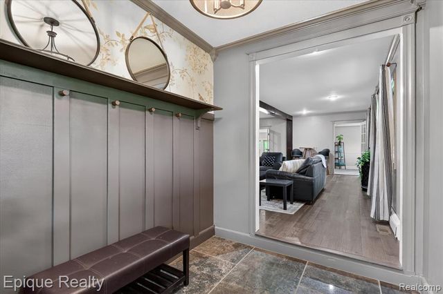 3710 Frains Lake Road, Ann Arbor, MI 48105