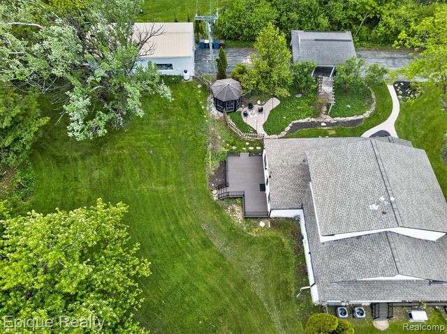 3710 Frains Lake Road, Ann Arbor, MI 48105