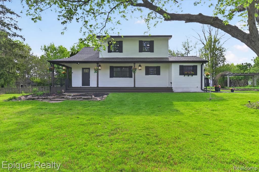3710 Frains Lake Road, Ann Arbor, MI 48105